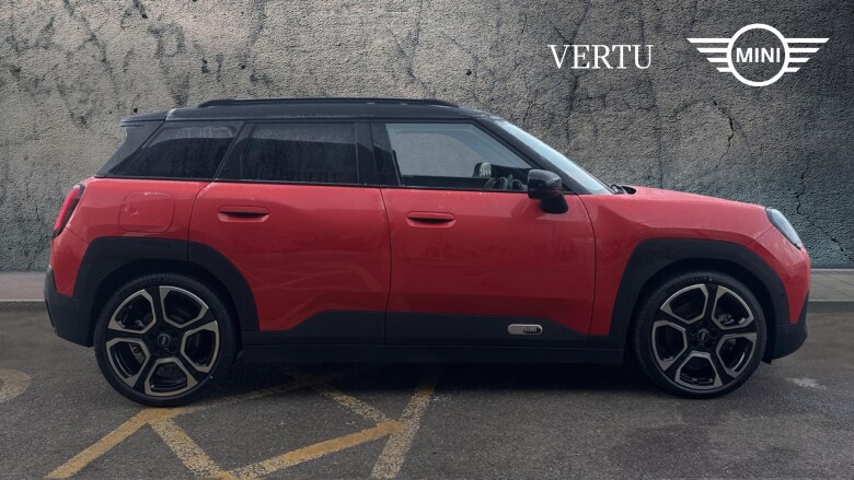 MINI Aceman 160kW SE Classic 54kWh 5dr Auto Electric Hatchback